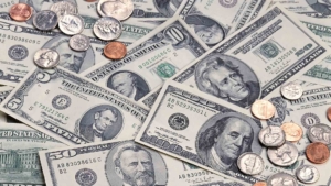Best Investing Advice: Buy, Sell, Or Do Nothing?