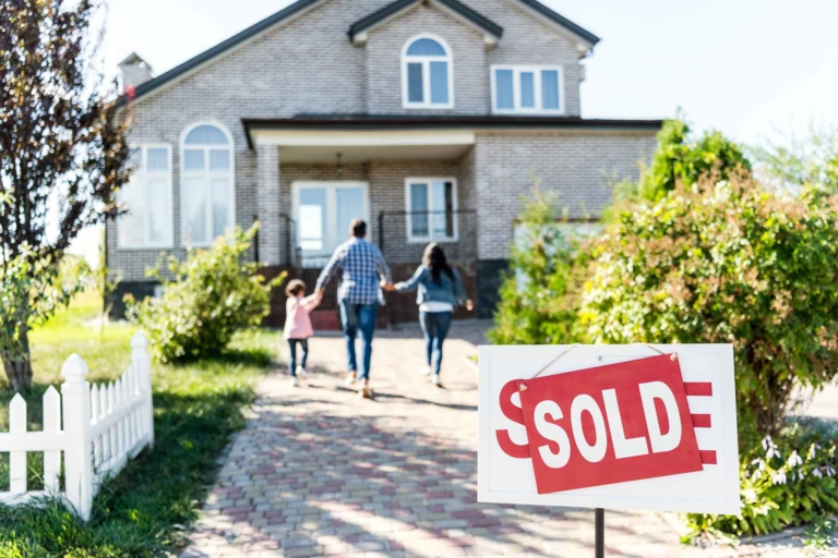 Buying Home Insurance Before Closing (2021)