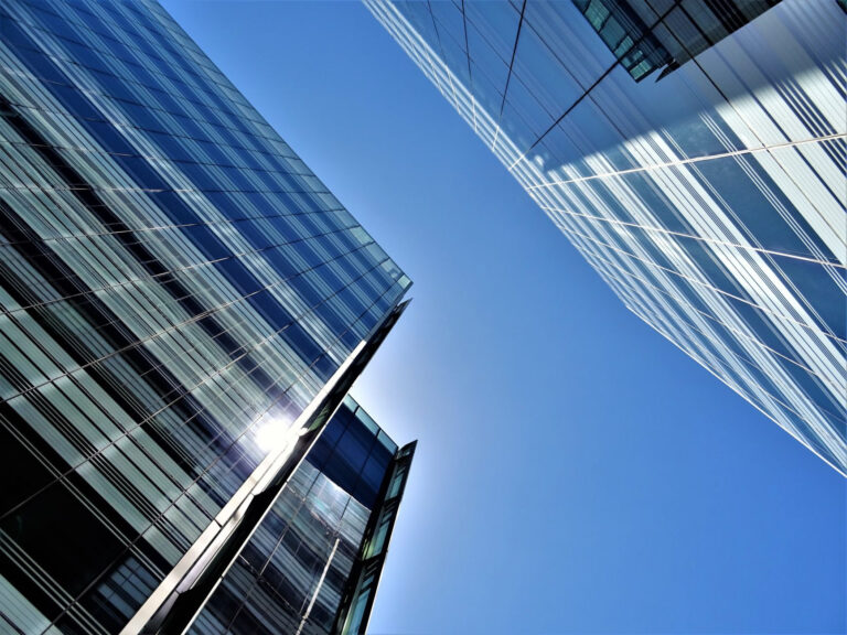 Commercial Real Estate Financing: The Institutional Playbook for Capital Stacks, Debt Structuring, and Yield Optimization