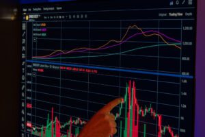 DeFi vs. Traditional Banking: The Institutional Evolution of Capital Formation and Yield Architecture