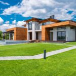 Decoding the Mortgage Maze: Advanced Strategies for Interest Rates and Refinancing in a Volatile Macro Economy