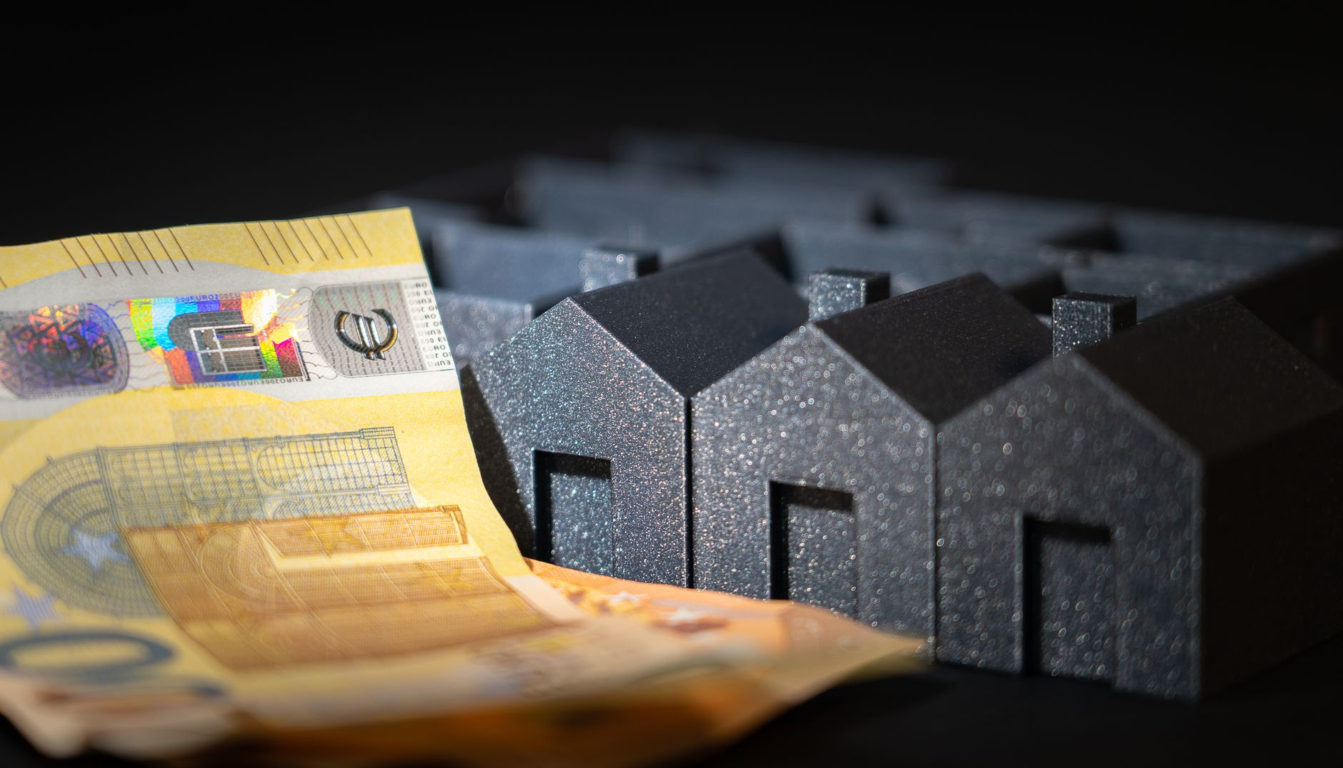 The Ones Finance Masterclass: Real Estate Investment Tips for Beginners Navigating Modern Markets