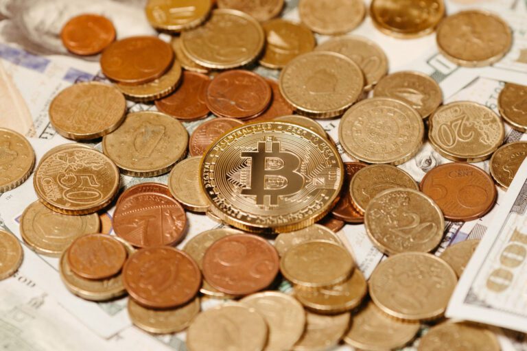DeFi vs. Traditional Banking: The Institutional Collision Course Reshaping Global Capital