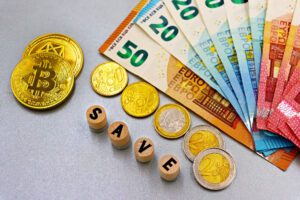 DeFi vs. Traditional Banking: The Institutional Blueprint for the Next Financial Paradigm